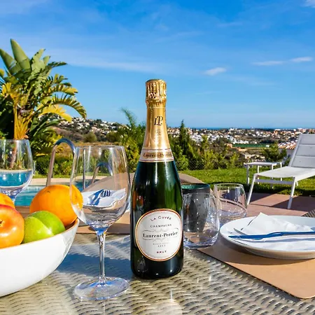 Villa Villa, Golf Mijas