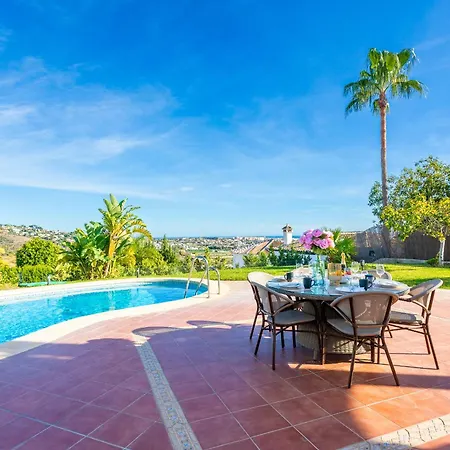 Villa Villa, Golf *