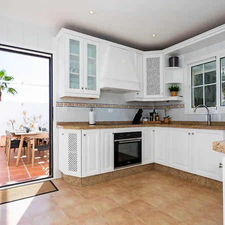 Villa Villa, Golf Mijas